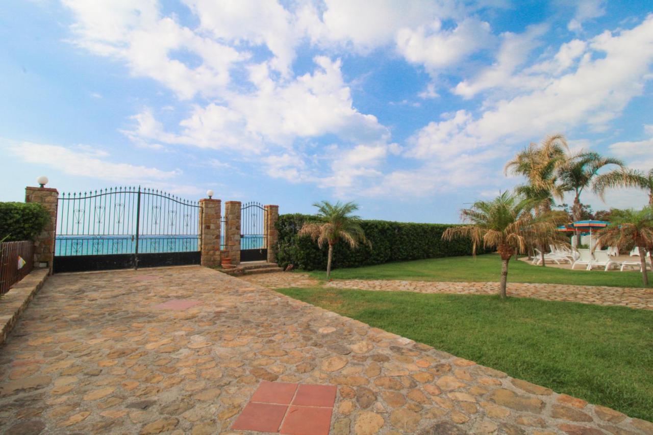 Il Geranio - Resort & Suites Acquedolci Exterior foto
