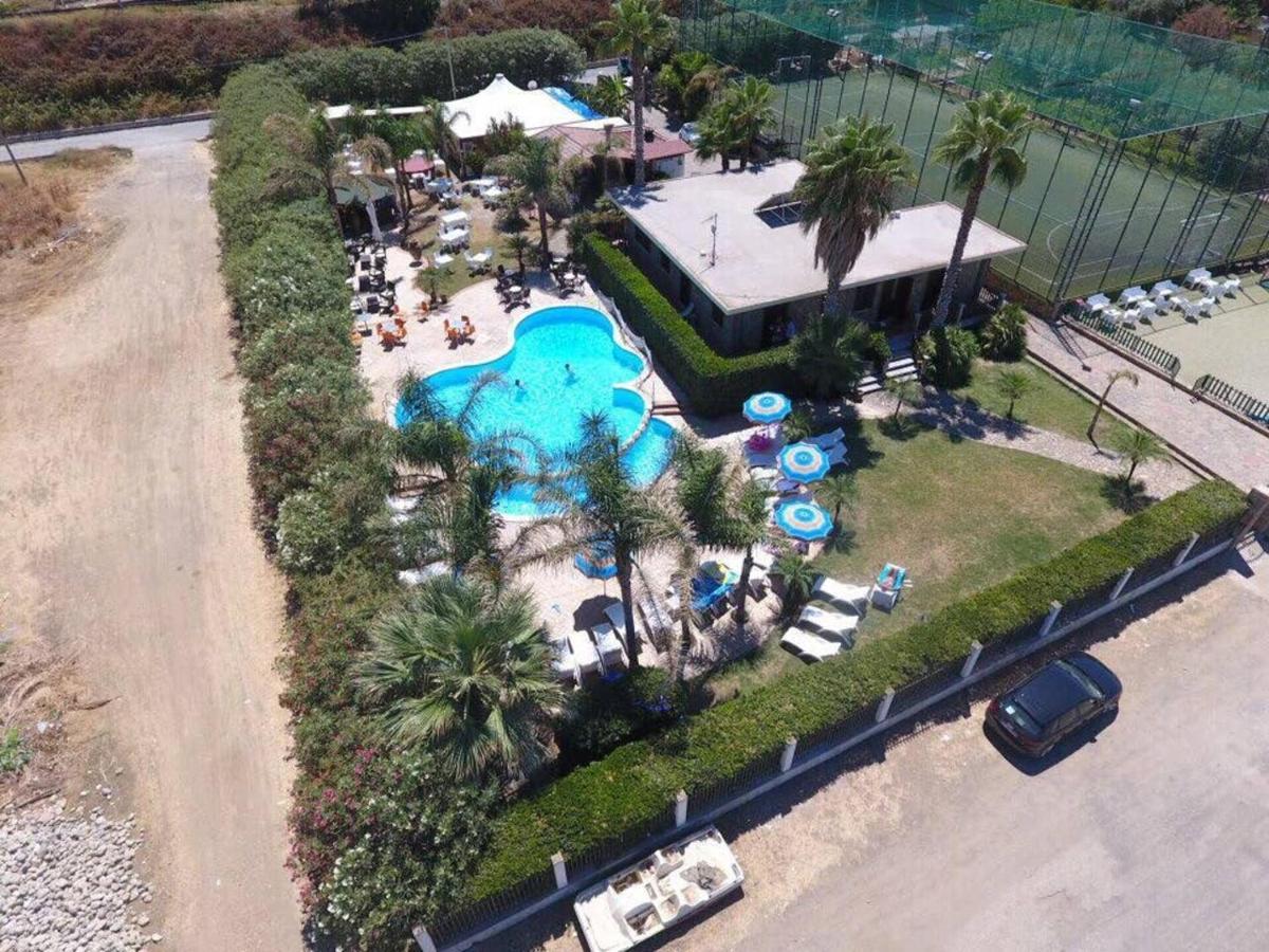 Il Geranio - Resort & Suites Acquedolci Exterior foto